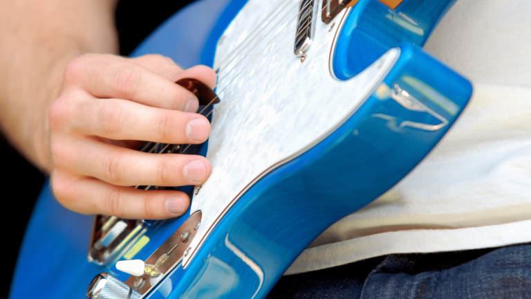 Como escolher uma guitarra para iniciante